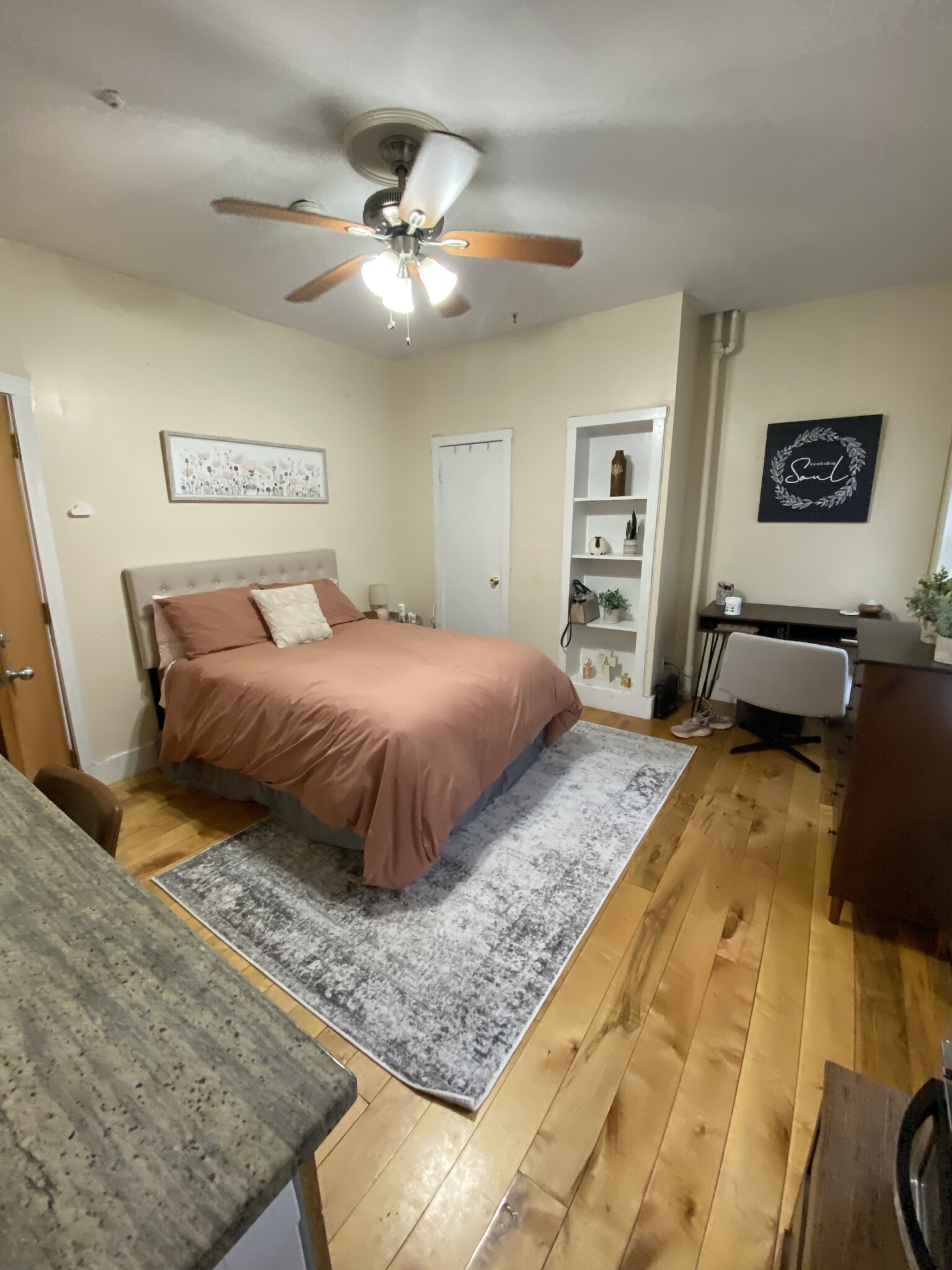 108 Myrtle St, Beacon Hill