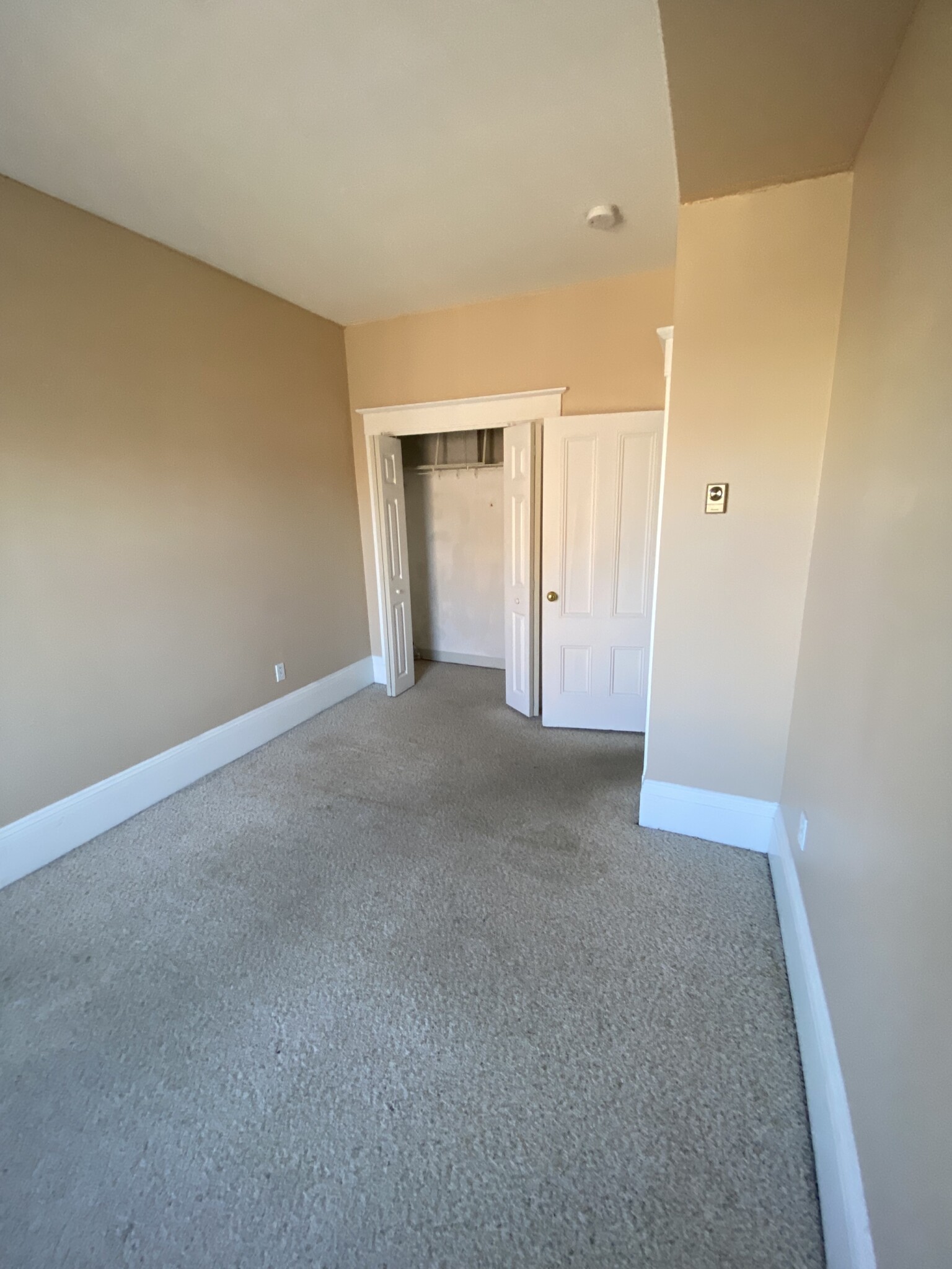 600 Massachusetts Ave, South End