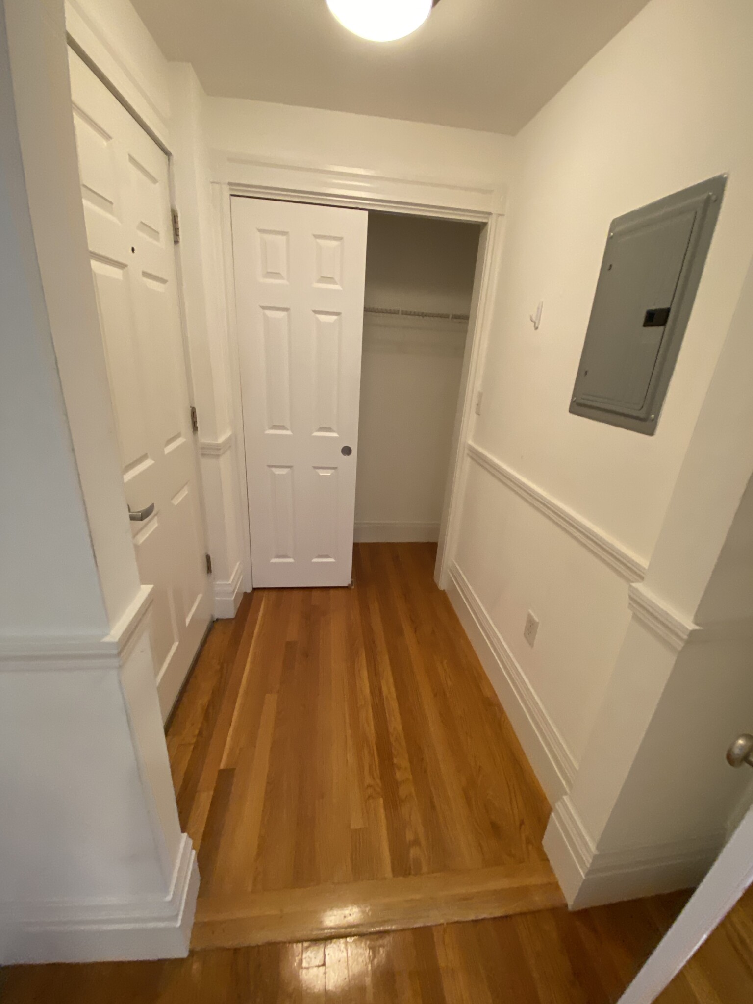 254 Newbury St, Back Bay