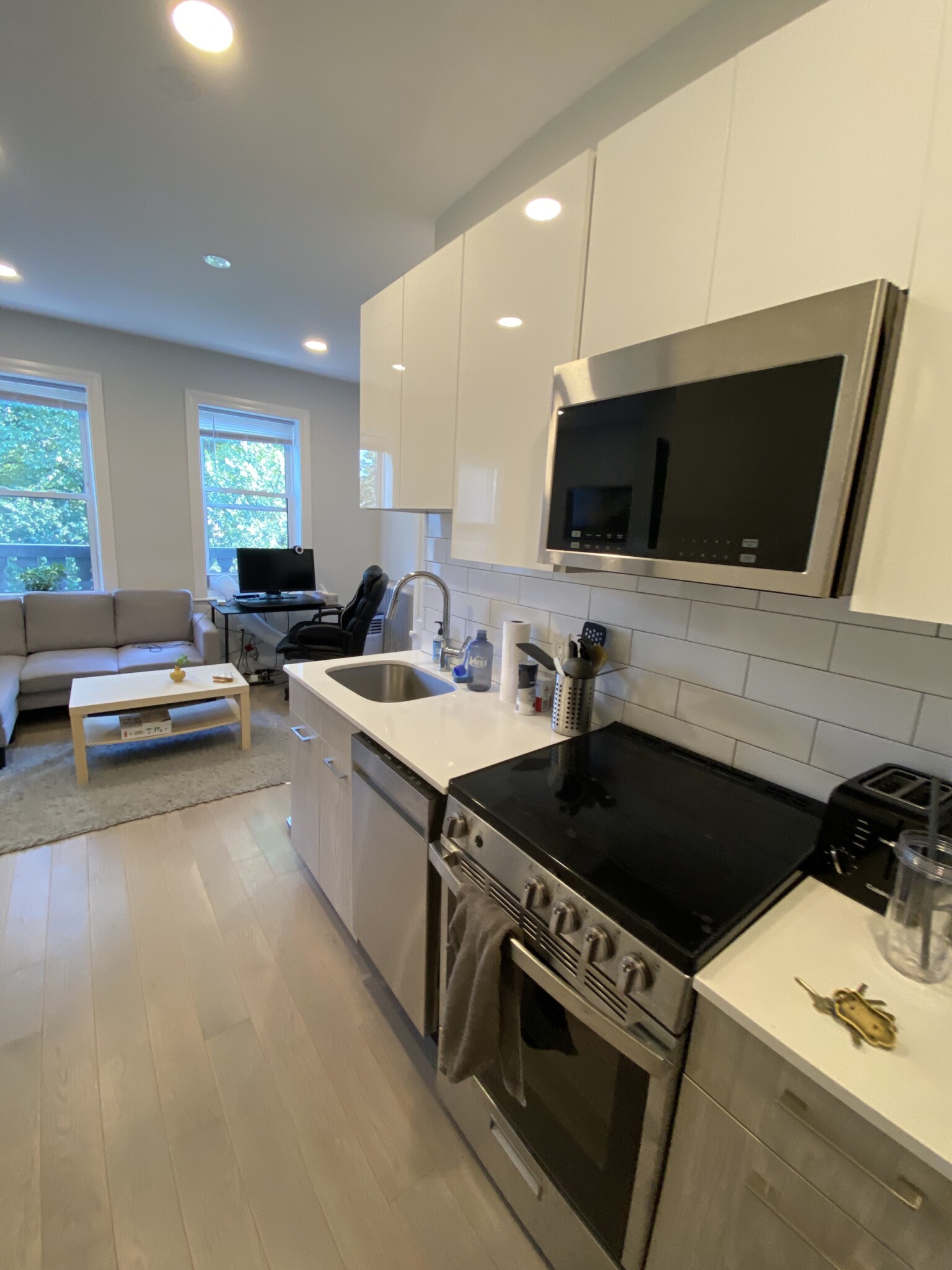 19 Queensberry St, Fenway