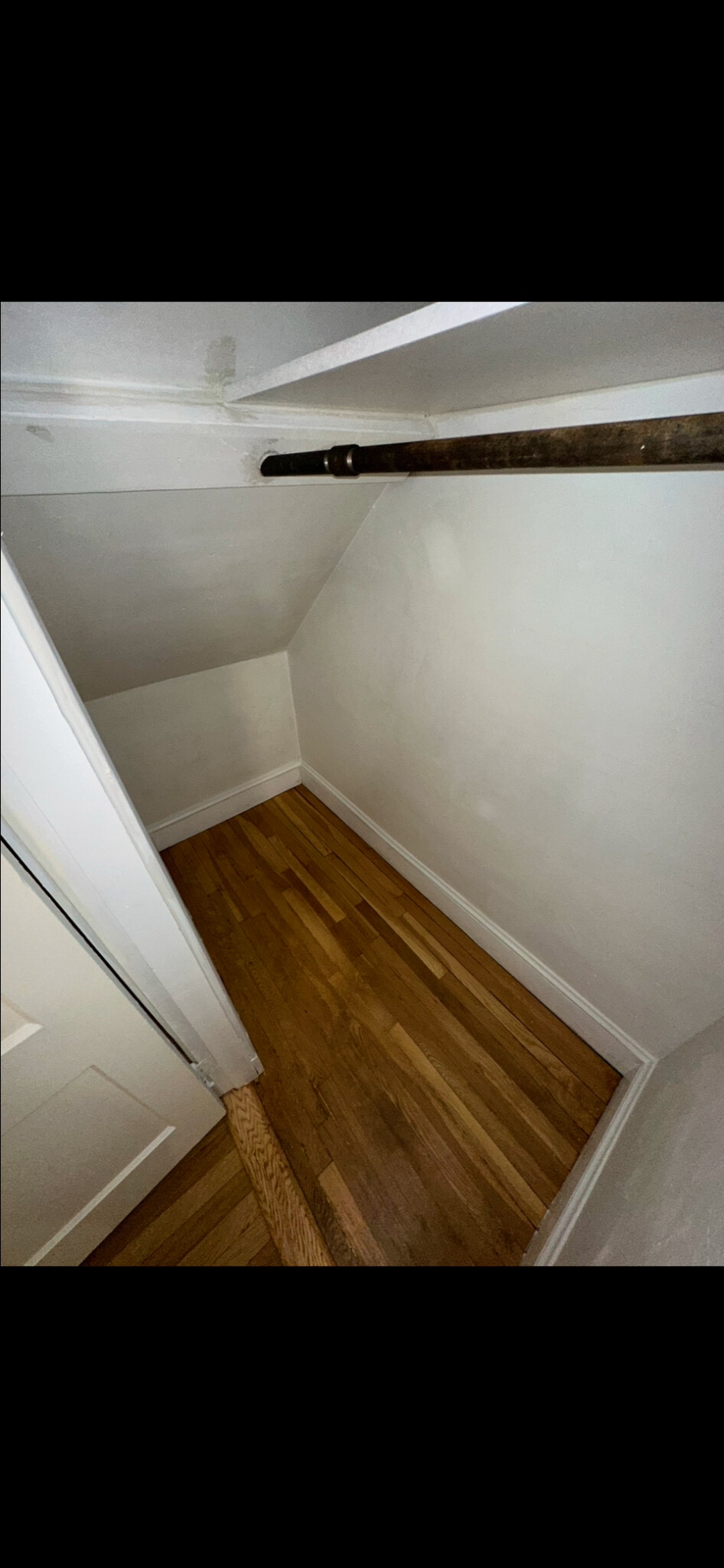 26 Hazelwood St, Roxbury