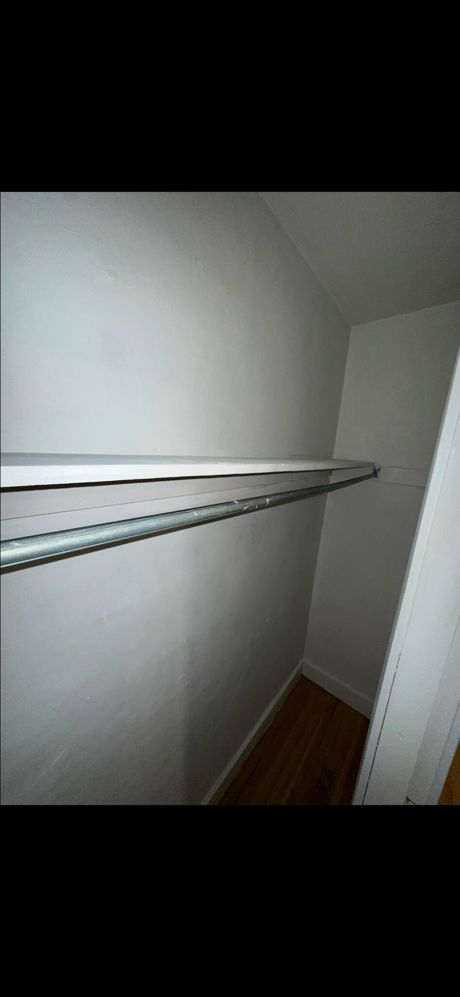 26 Hazelwood St, Roxbury