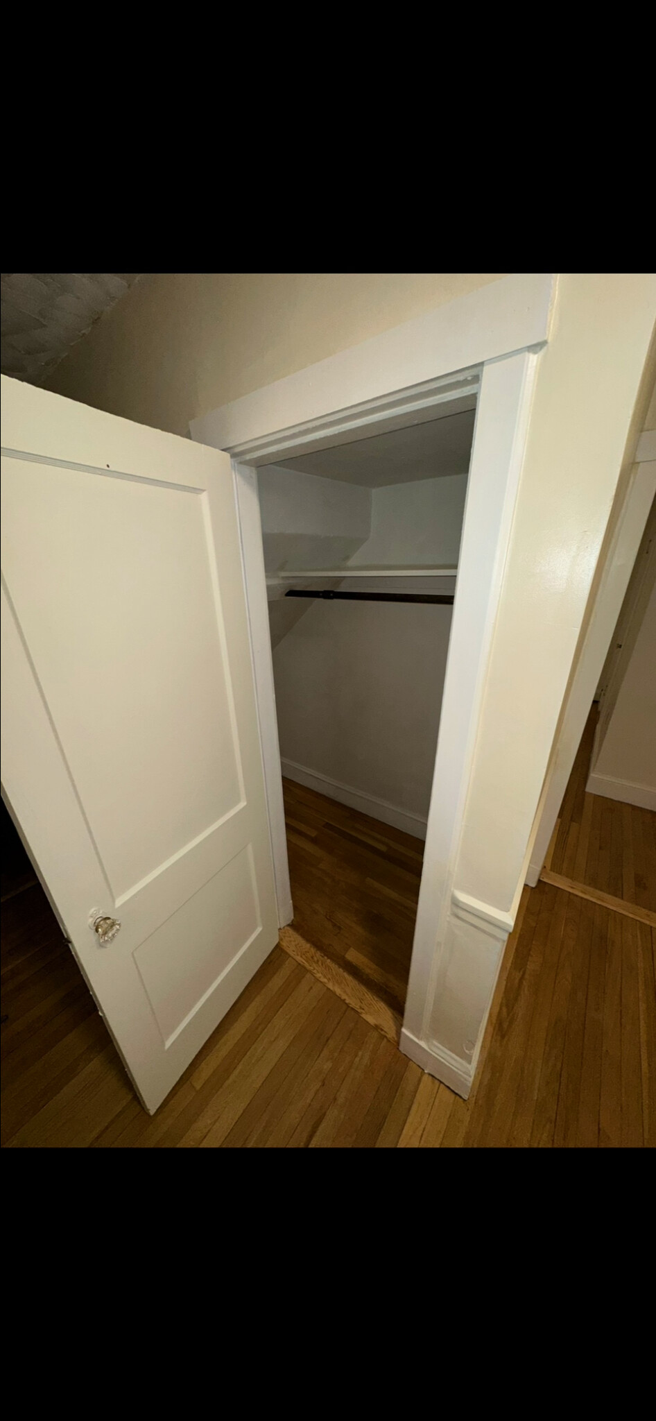 26 Hazelwood St, Roxbury