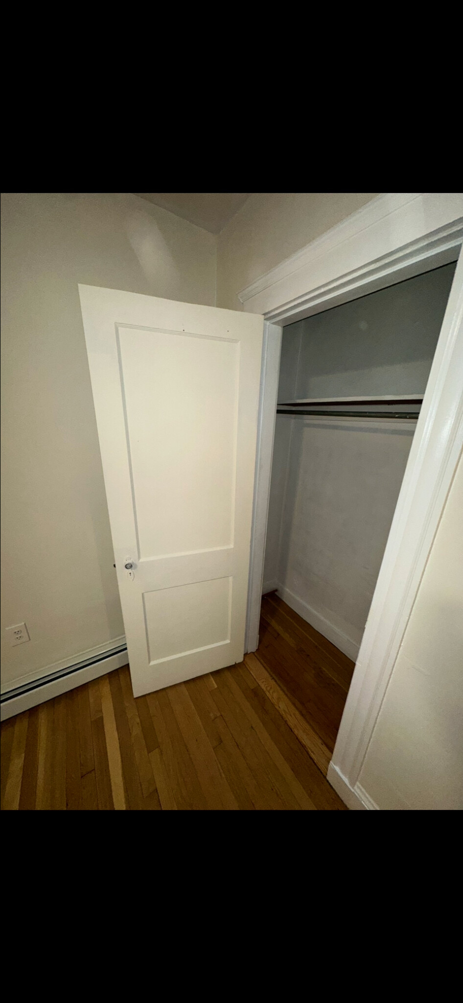 26 Hazelwood St, Roxbury