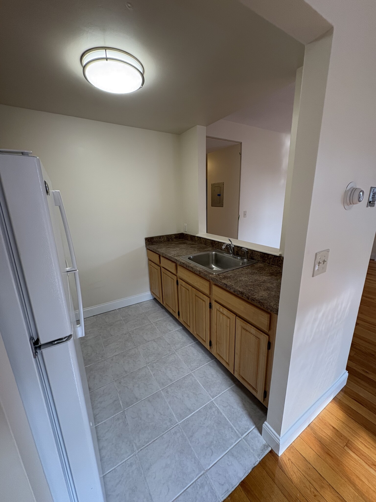 Photos of apartment on Massachusetts Ave.,Boston MA 02118