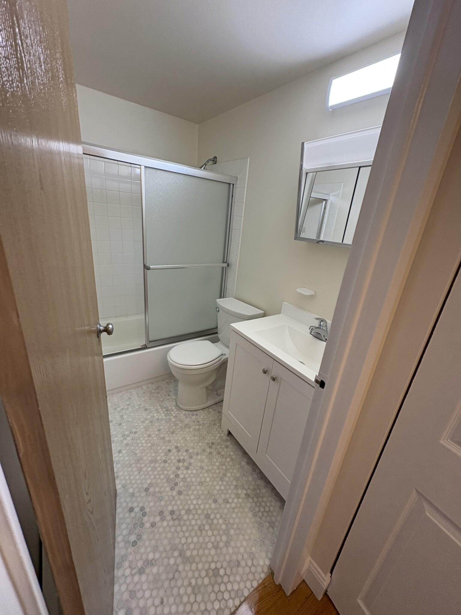 Photos of apartment on Massachusetts Ave.,Boston MA 02118