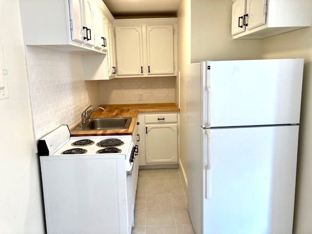 308 Newbury St, Back Bay