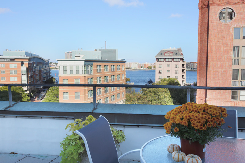 2 bed, 2 bath apartment for rent at 376 Commercial St Unit 6D, Waterfront — photo 1 of 8
