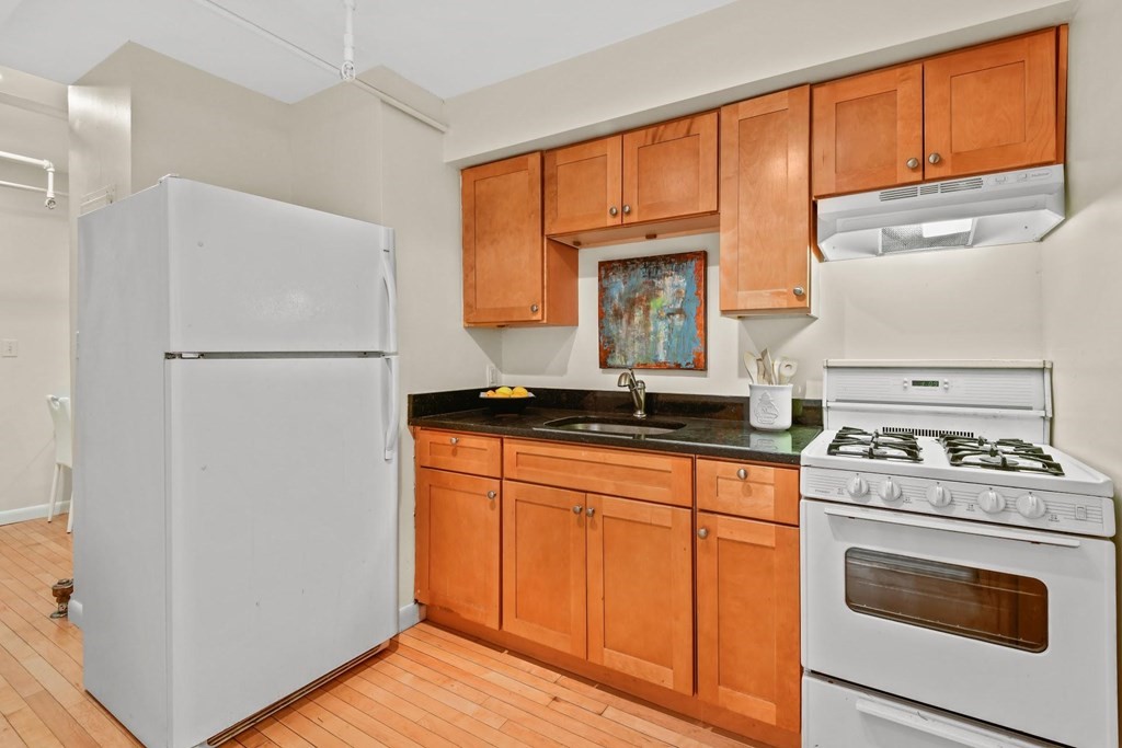 186 Commonwealth Ave, Back Bay