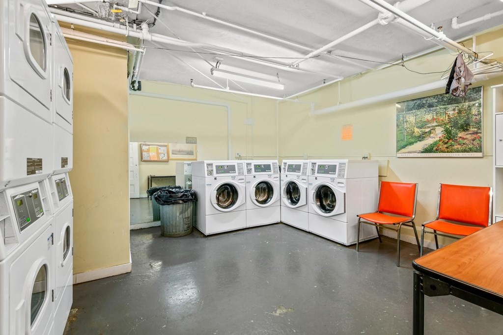 186 Commonwealth Ave, Back Bay