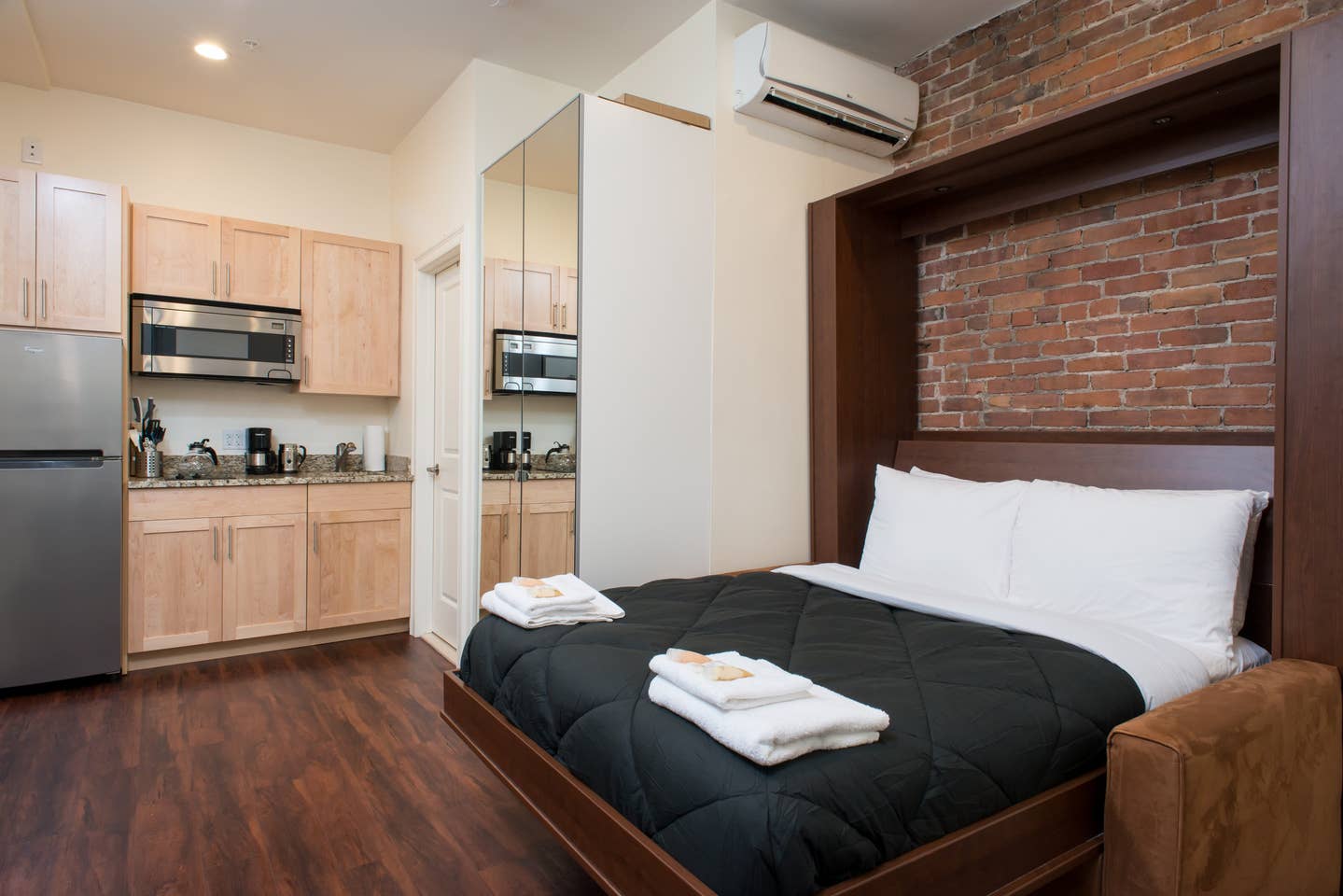 19 Cumberland St, Back Bay