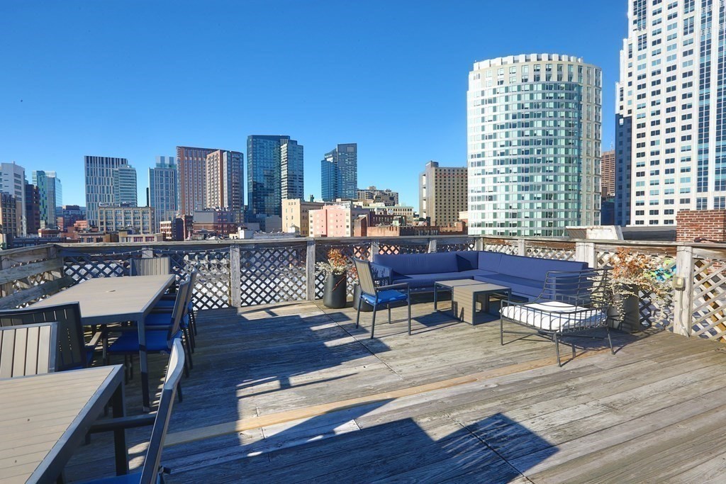 150 Lincoln St, Chinatown