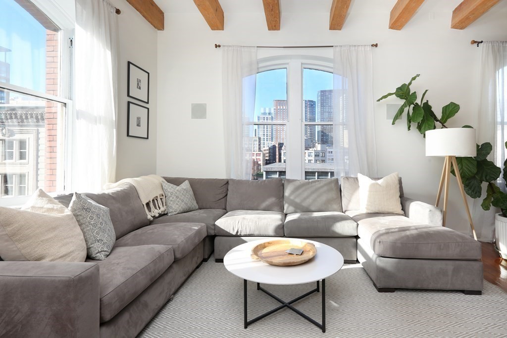 150 Lincoln St, Chinatown