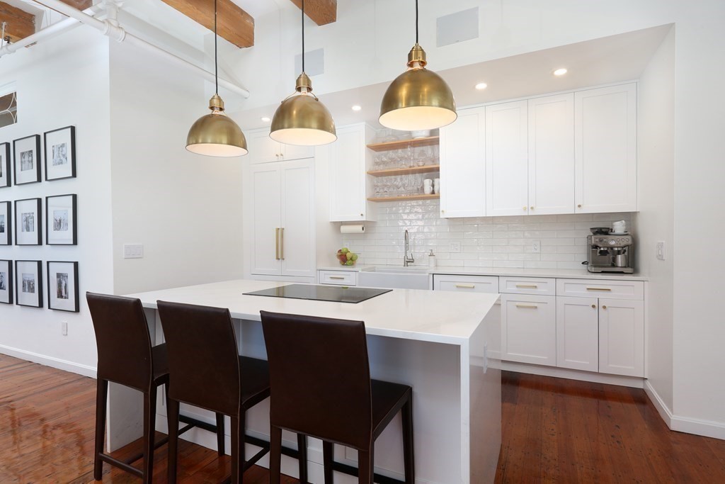 150 Lincoln St, Chinatown