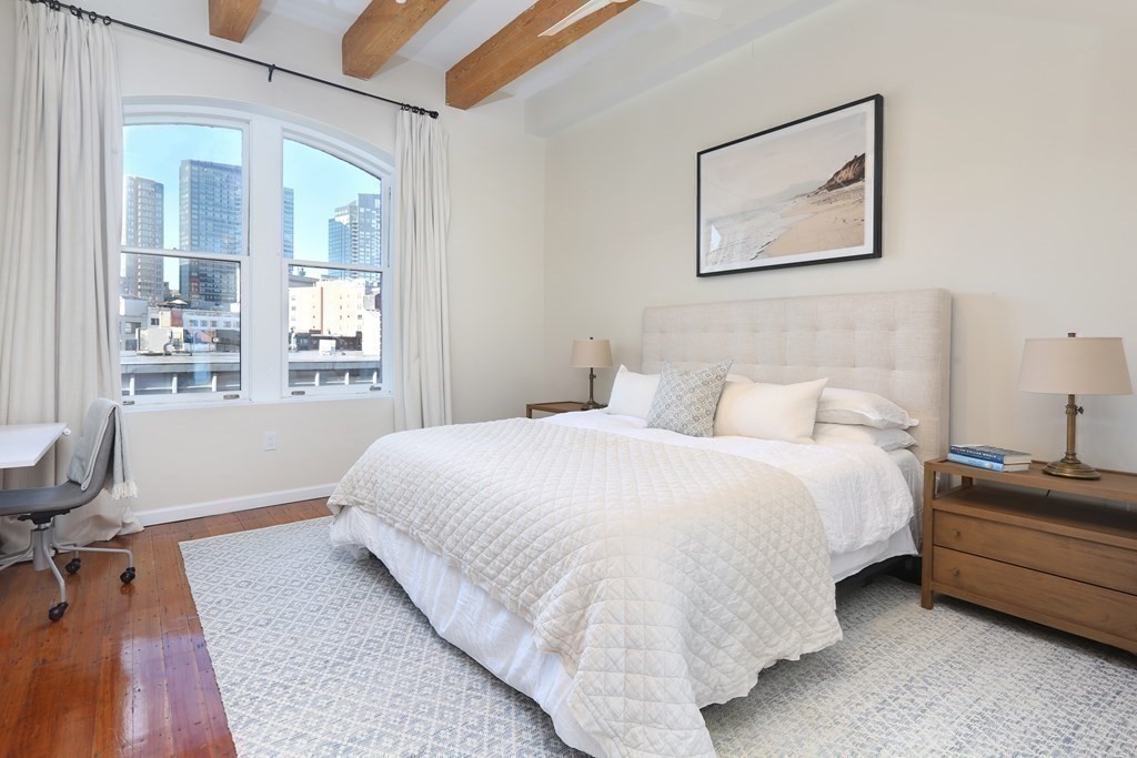 150 Lincoln St, Chinatown