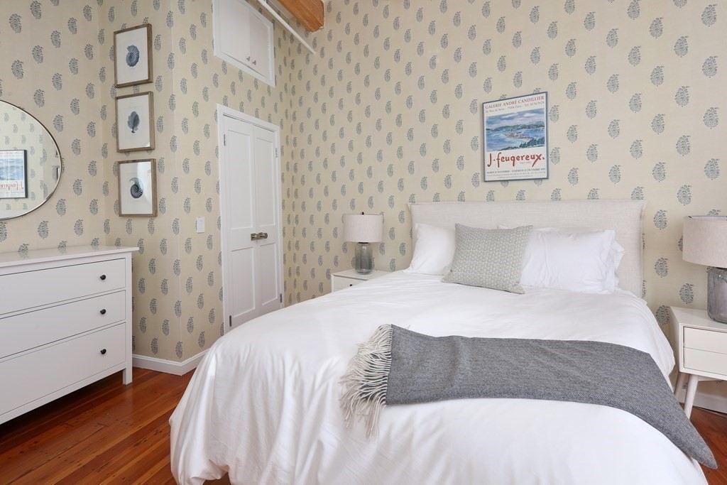 150 Lincoln St, Chinatown