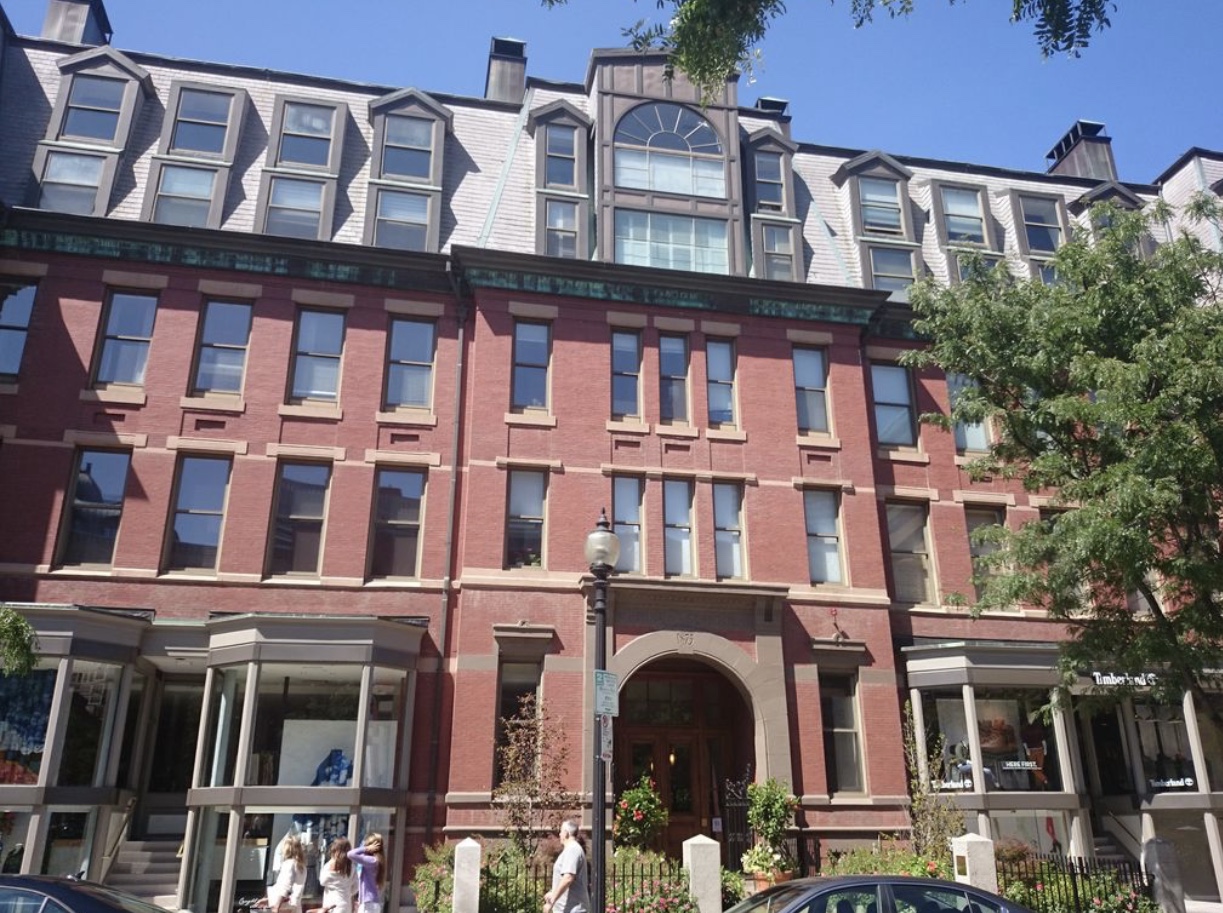 201 Newbury St, Back Bay