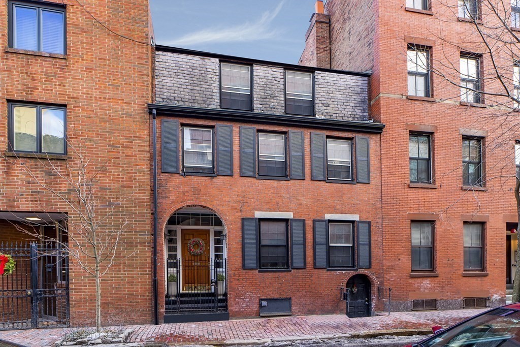 6 Fayette St, Back Bay
