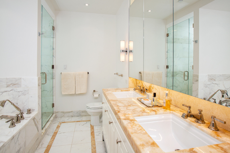 400 Stuart St, Back Bay