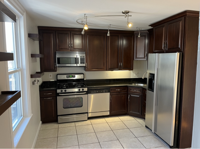 96 Seaverns Ave, Jamaica Plain