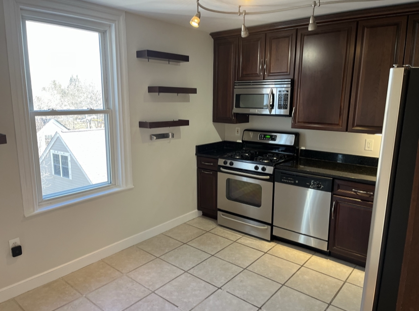 96 Seaverns Ave, Jamaica Plain