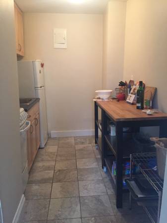 217 Newbury St, Back Bay