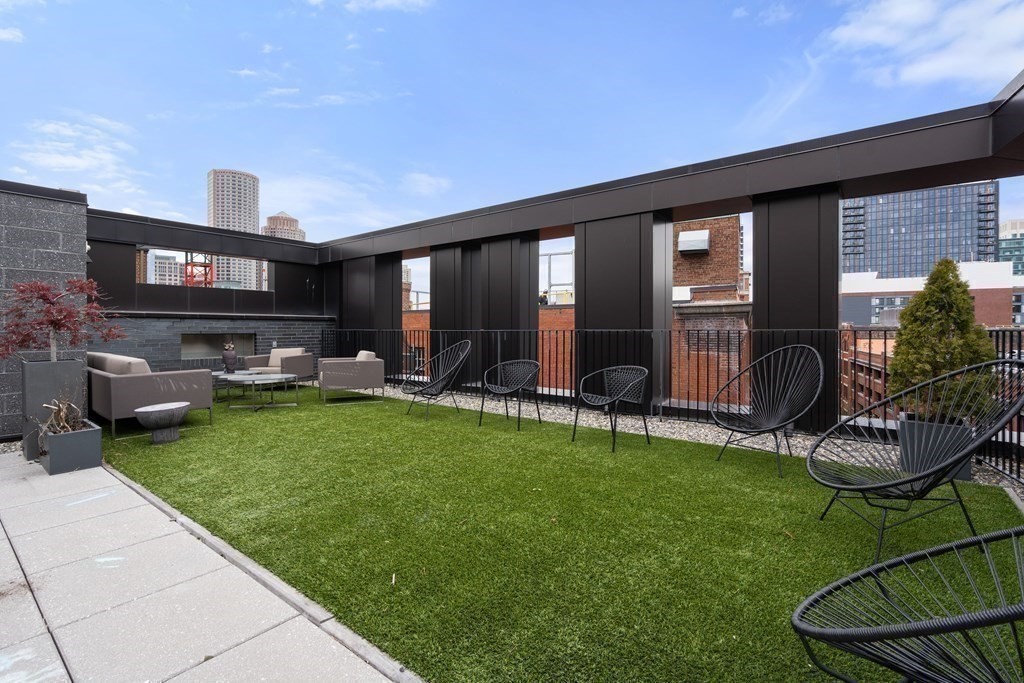 10 Farnsworth St, Seaport District