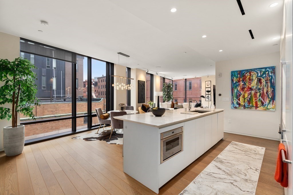 10 Farnsworth St, Seaport District