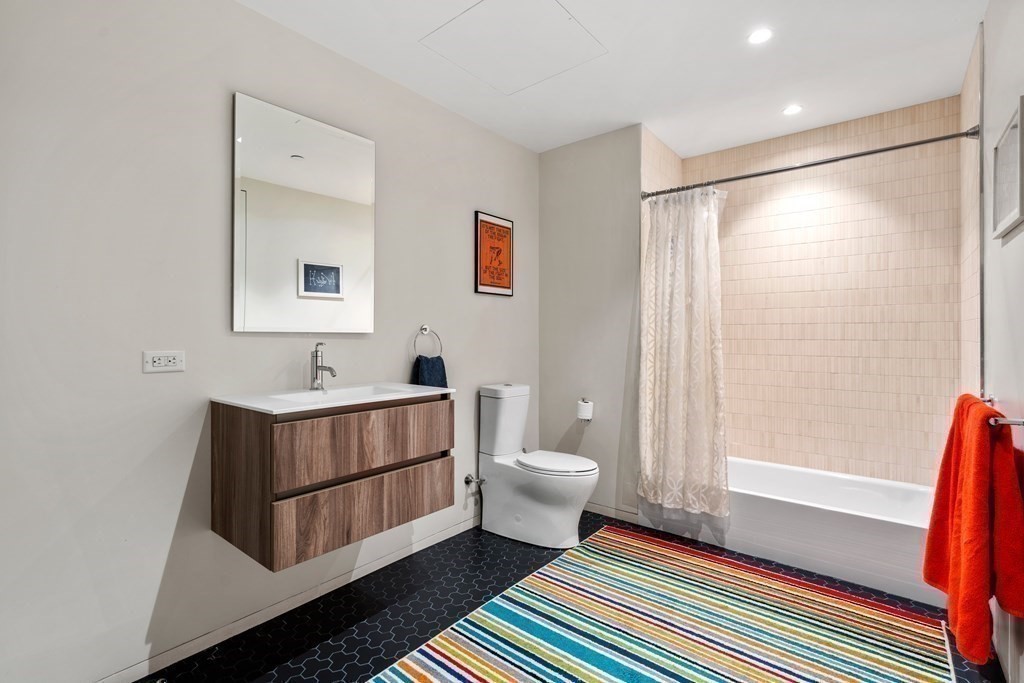 10 Farnsworth St, Seaport District