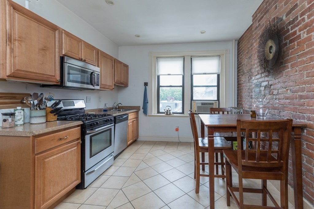 65 Berkeley St, South End