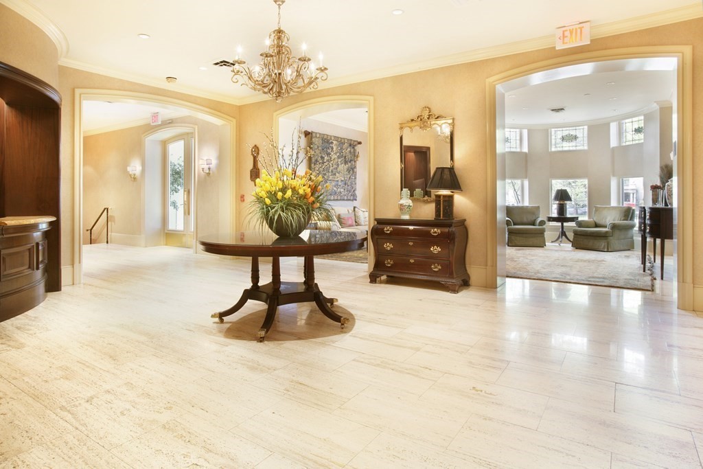 416 Commonwealth Ave, Back Bay