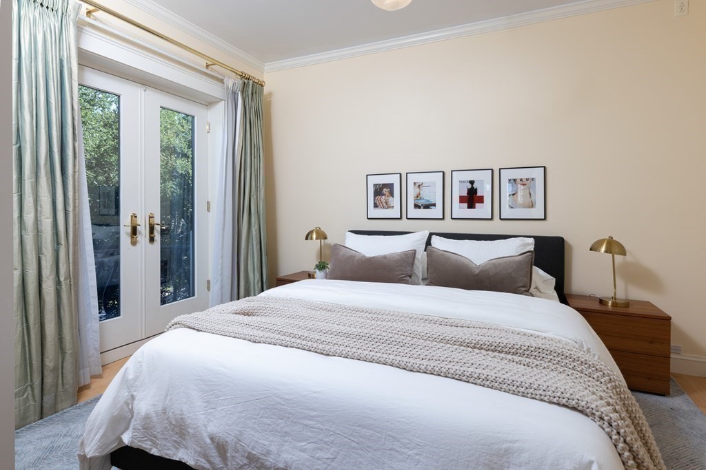 416 Commonwealth Ave, Back Bay