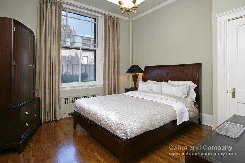 135 Marlborough St, Back Bay