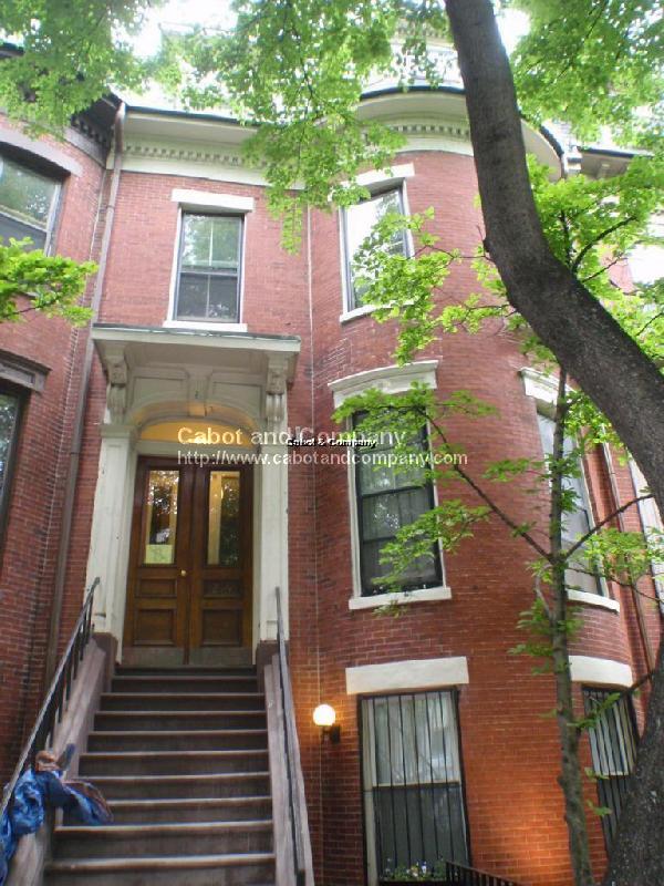 216 Canton St, South End