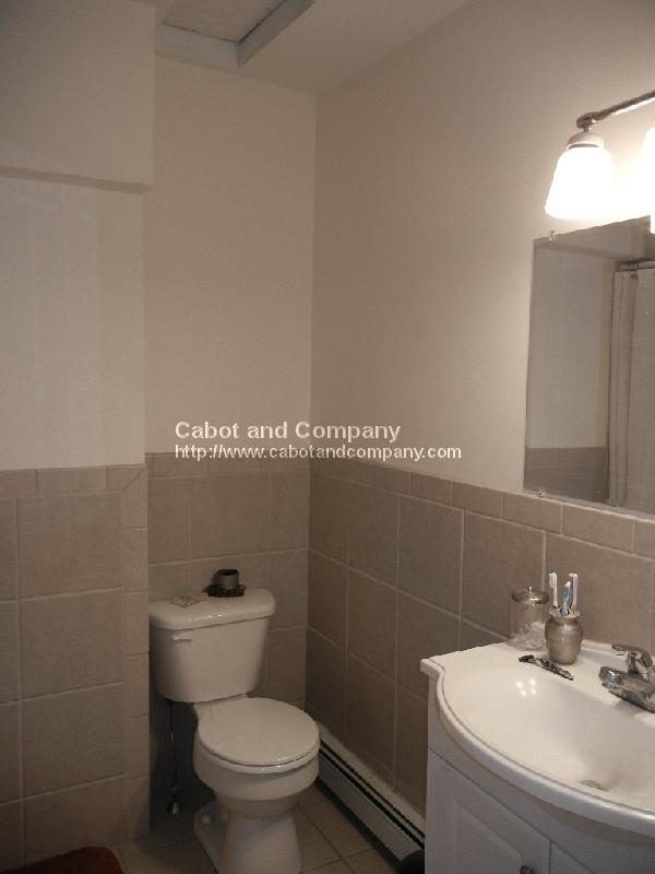 17 Exeter St, Back Bay