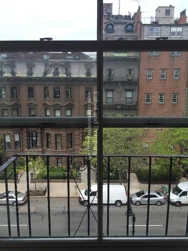 141 Beacon St, Back Bay