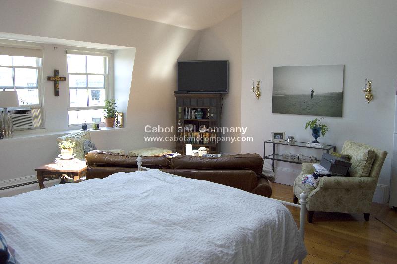 139 Beacon St, Back Bay