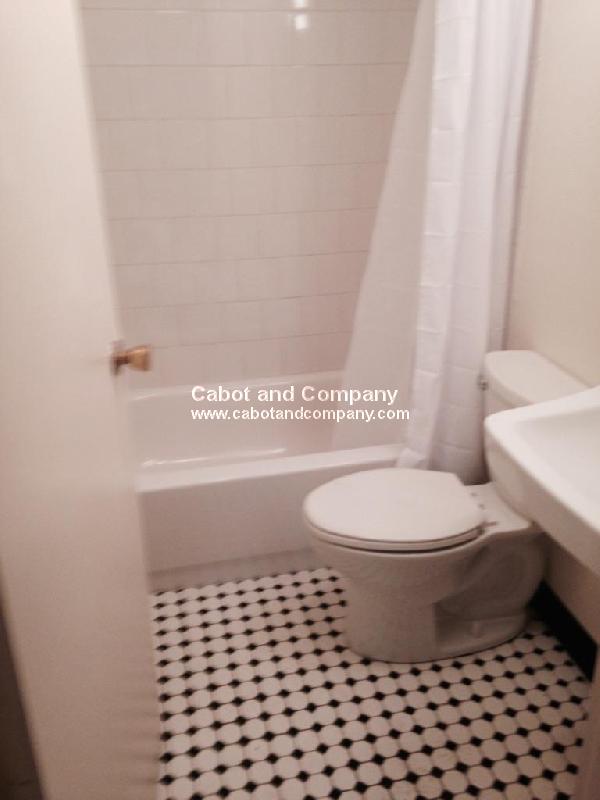 145 Arlington St, Back Bay