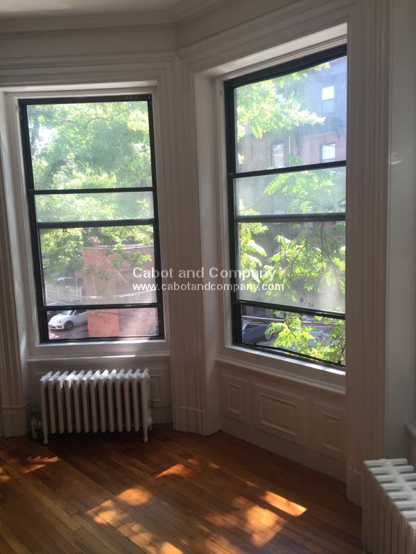 475 Beacon St, Back Bay