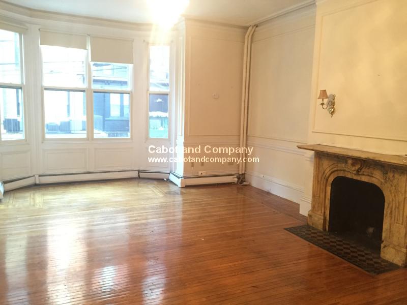 115 Beacon St, Back Bay