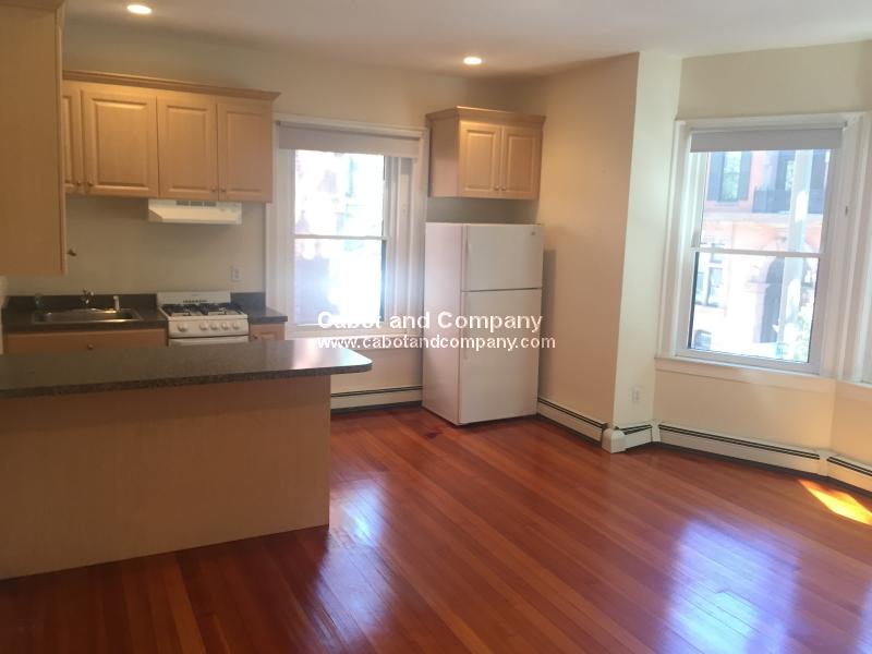 17 Exeter St, Back Bay