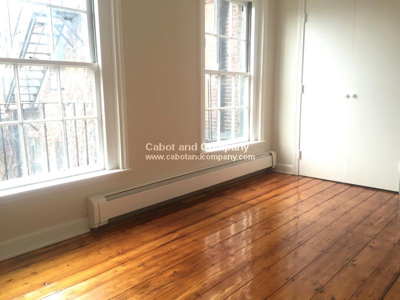 10 Church St, Back Bay