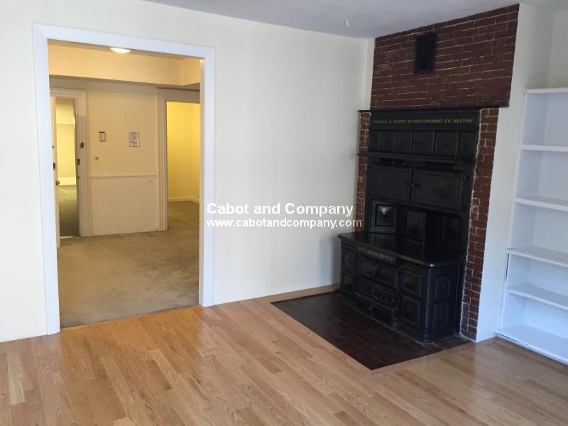 317 Commonwealth Ave, Back Bay