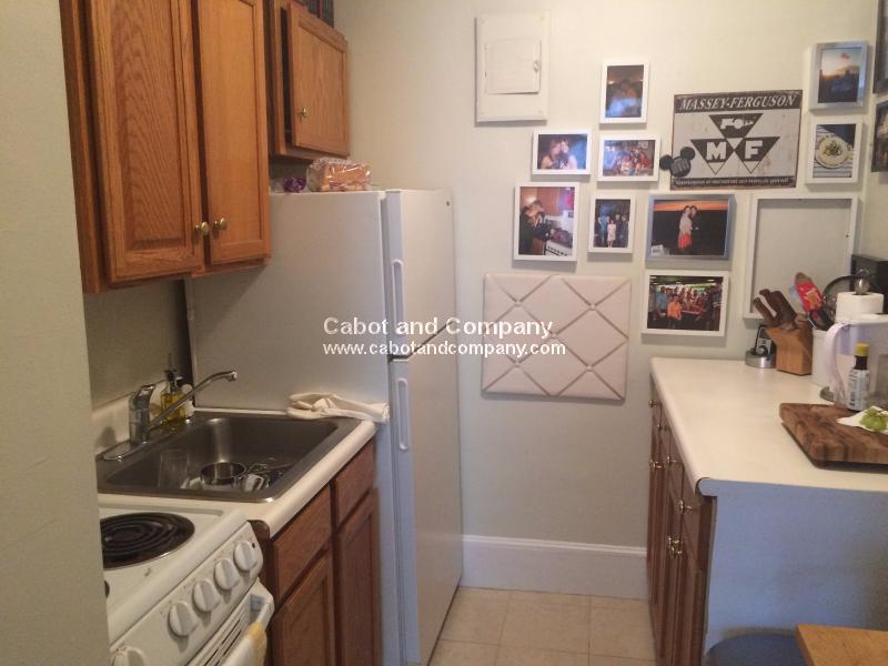 217 Newbury St, Back Bay