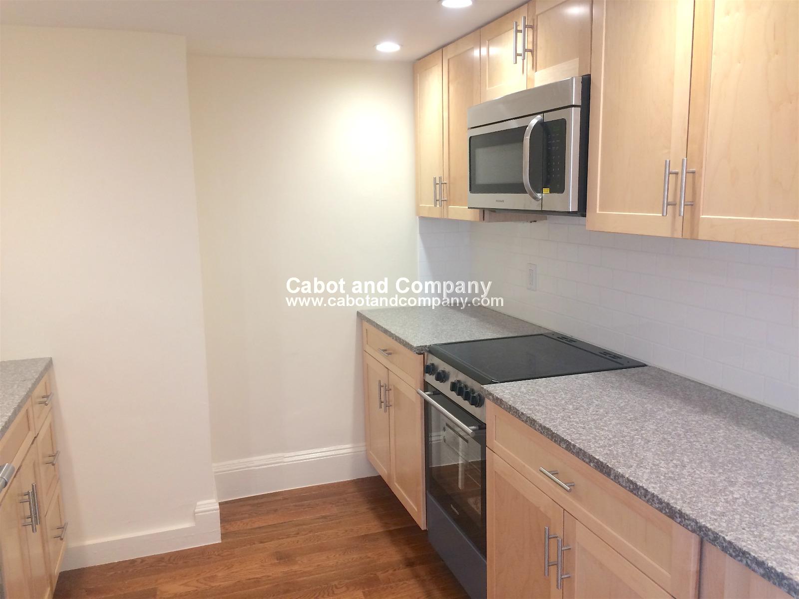 231 Beacon St, Back Bay