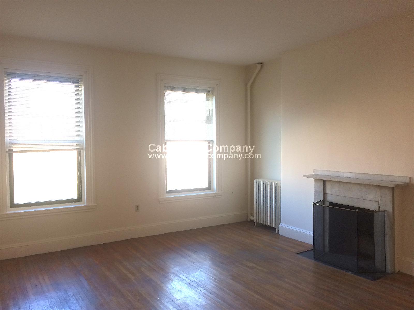 231 Beacon St, Back Bay