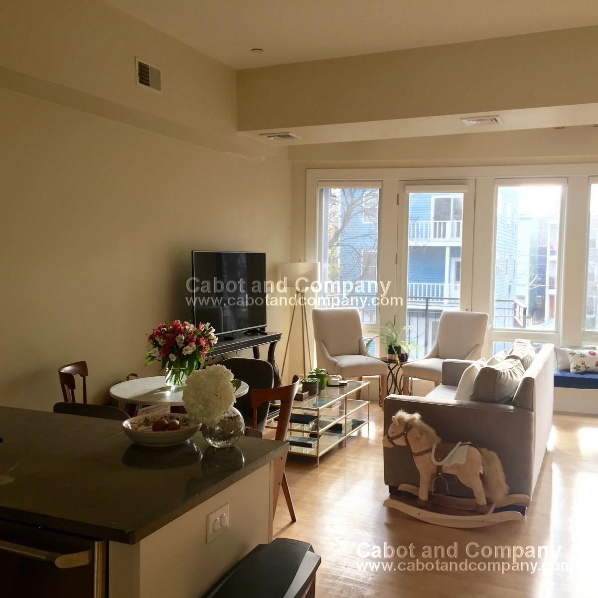 72 Hamilton St, Cambridgeport