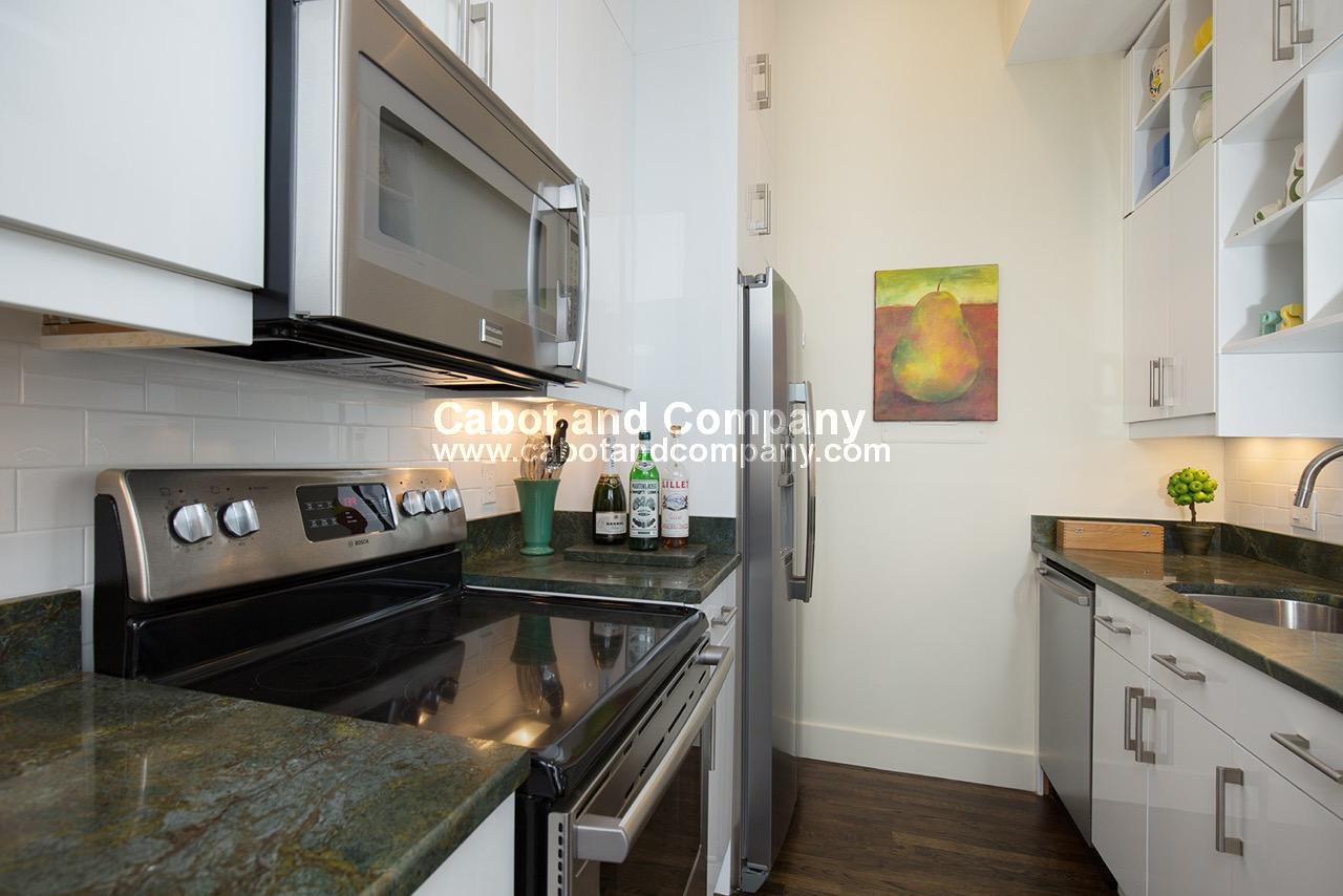 567 Tremont St, South End