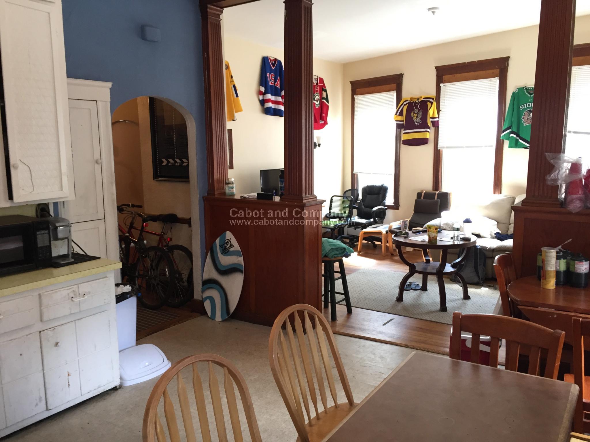 443 Hanover St, North End