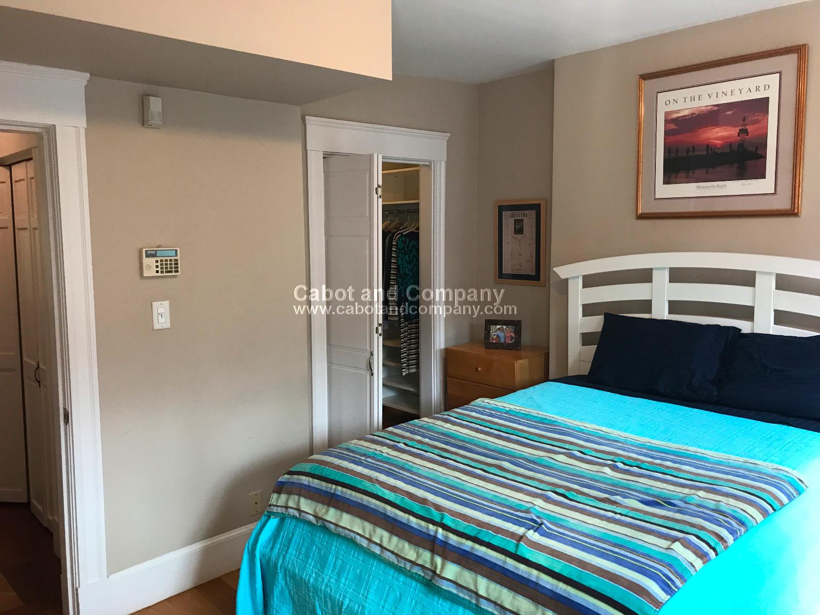 5 Concord Sq, South End